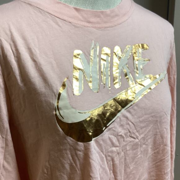 Nike Long Sleeve Tee - Picture 2 of 7